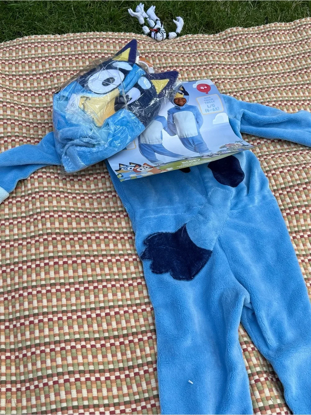 Kids' Bluey One-Piece Costume Size: L (4-6)
